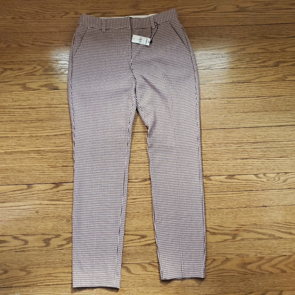 Mid Rise Ankle Pant